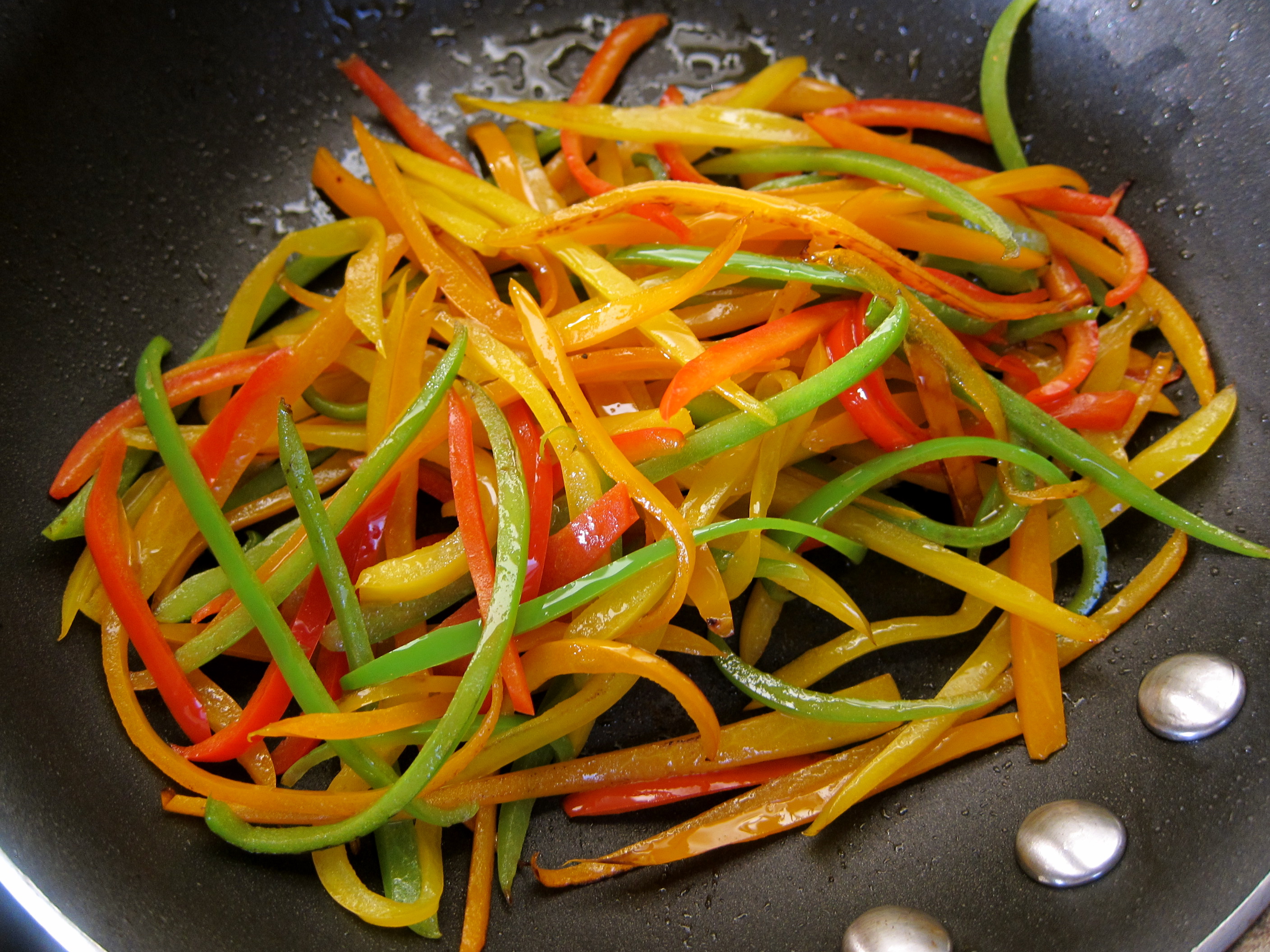 Featured image of post Steps to Prepare Julienne Sliced Peppers